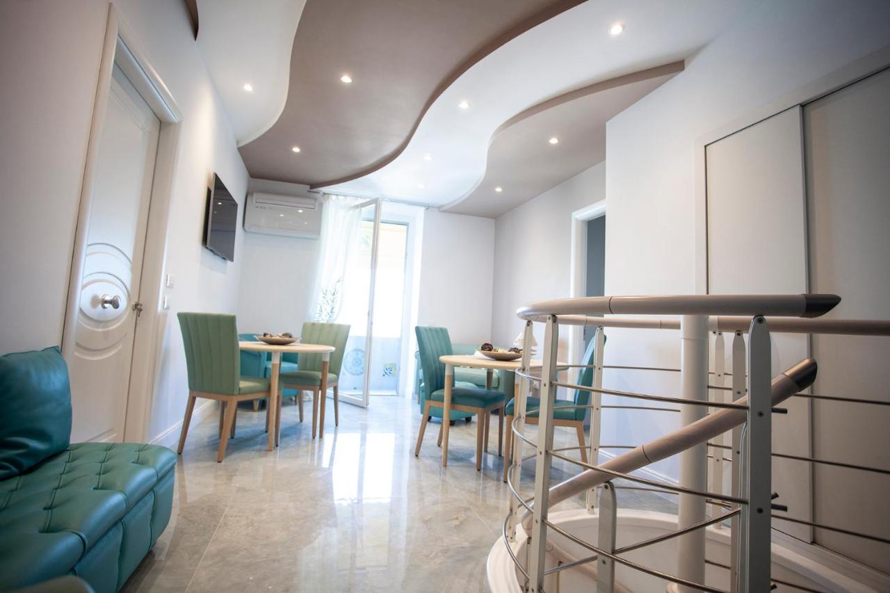 Cavalieri D'Oro Luxury House Ξενοδοχείο Άντζιο Εξωτερικό φωτογραφία
