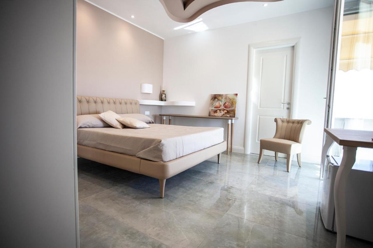 Cavalieri D'Oro Luxury House Ξενοδοχείο Άντζιο Εξωτερικό φωτογραφία