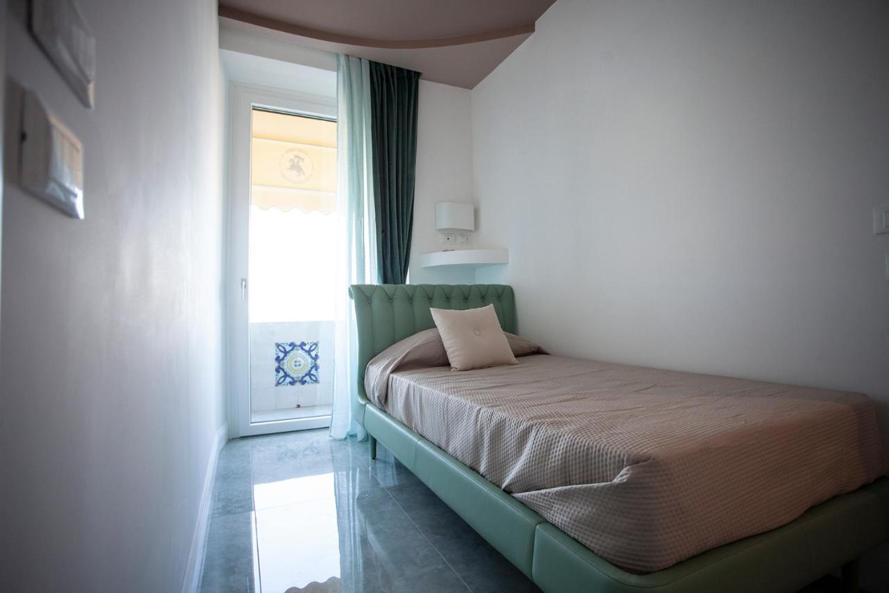 Cavalieri D'Oro Luxury House Ξενοδοχείο Άντζιο Εξωτερικό φωτογραφία