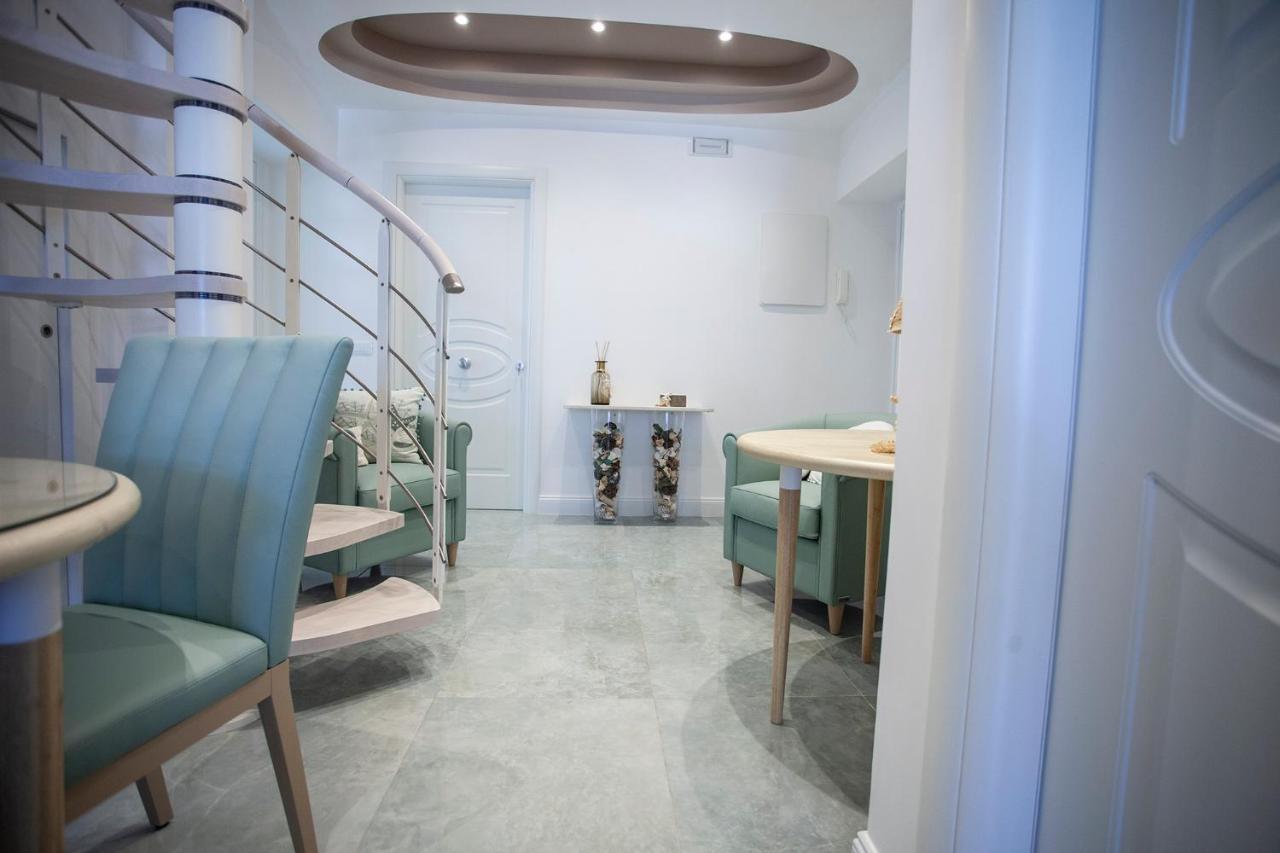 Cavalieri D'Oro Luxury House Ξενοδοχείο Άντζιο Εξωτερικό φωτογραφία